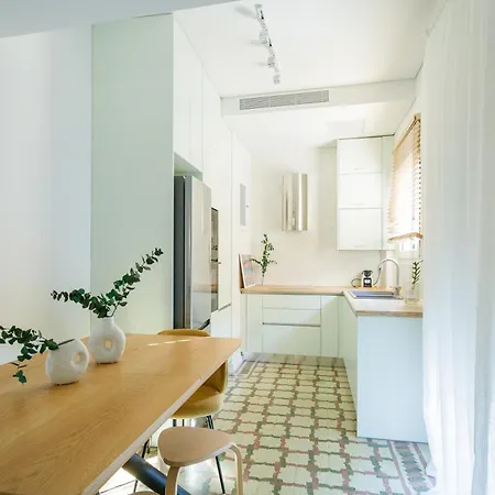 Kazarnehouse Apartment